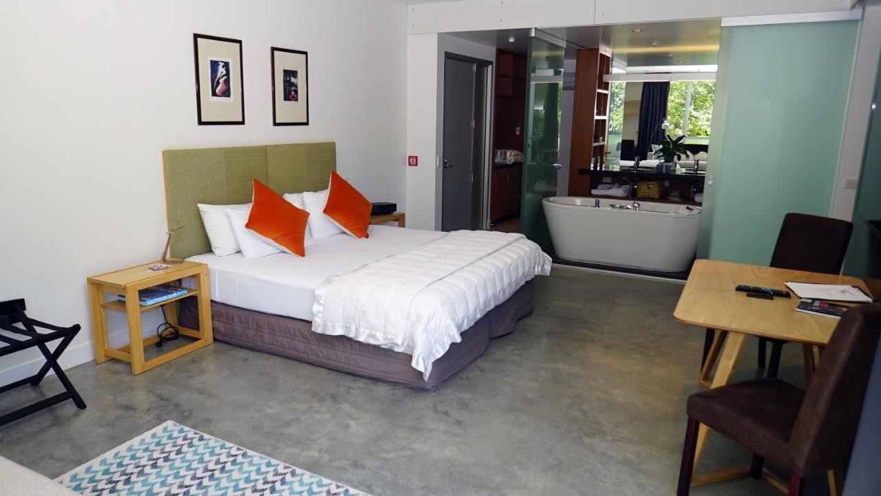 ארואוטאון The Arrow Hotel מראה חיצוני תמונה