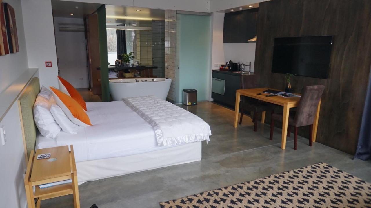 ארואוטאון The Arrow Hotel מראה חיצוני תמונה