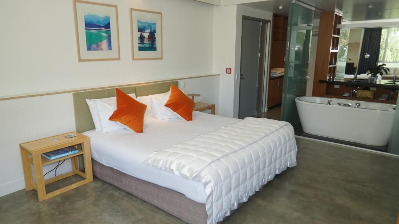 ארואוטאון The Arrow Hotel מראה חיצוני תמונה